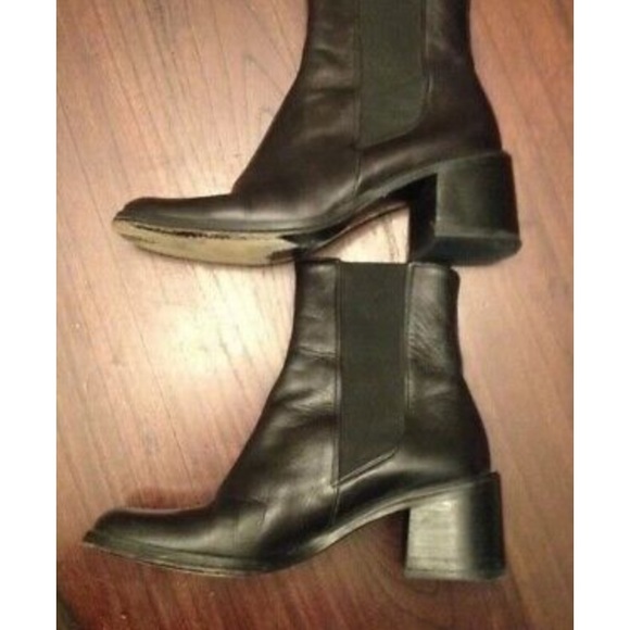 Kenneth Cole Heel Chunky Chelsea Boots - Picture 2 of 2